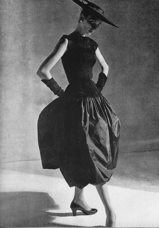 balenciaga 1940 fashion